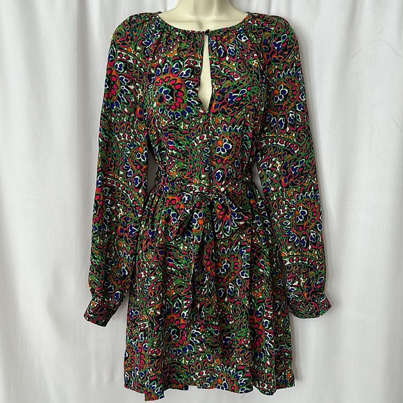 Vanessa Seward Dresses & Skirts - Vanessa Seward Floral 💯% Silk Keyhole Long Sleeve Dress **Sz 36/US Sz 4**🔥🔥